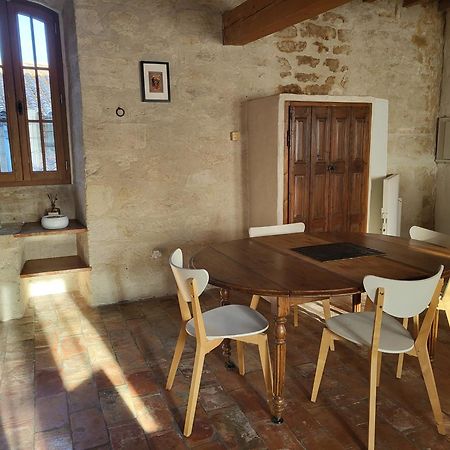Maison Atypique Coeur De Village Historique 阿维尼翁新城 外观 照片