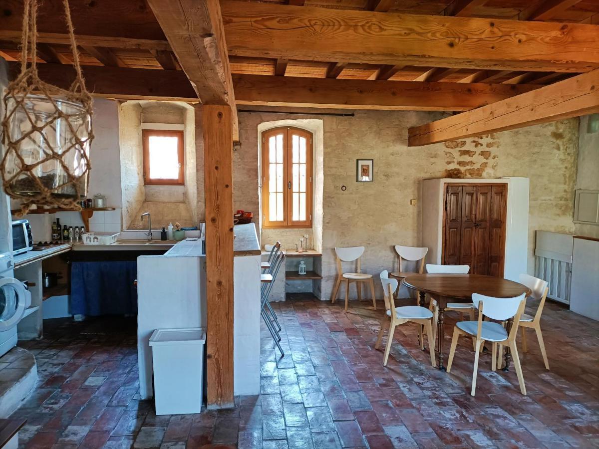 Maison Atypique Coeur De Village Historique 阿维尼翁新城 外观 照片